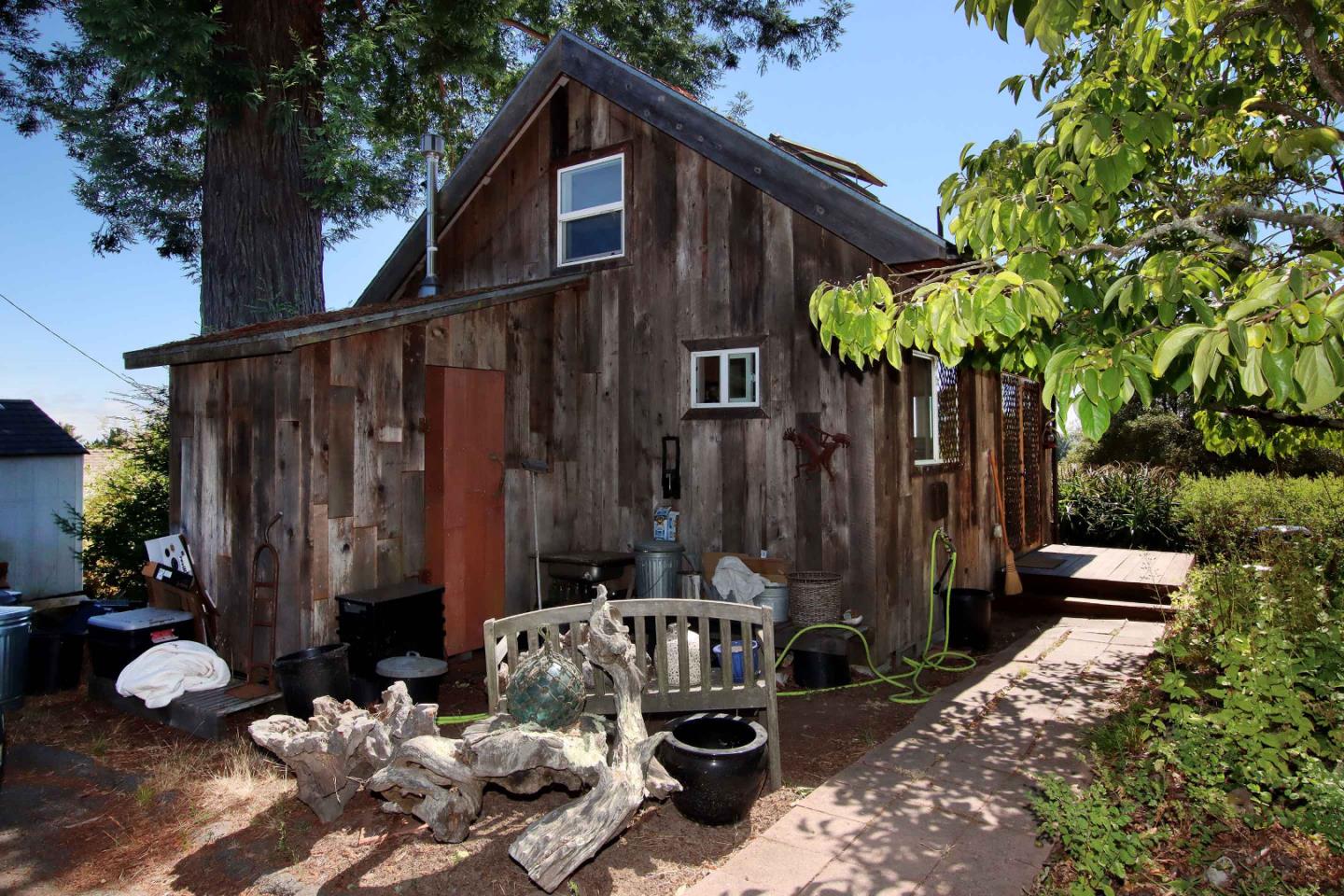 Detail Gallery Image 7 of 65 For 46 Valley View Rd, Watsonville,  CA 95076 - 5 Beds | 3 Baths