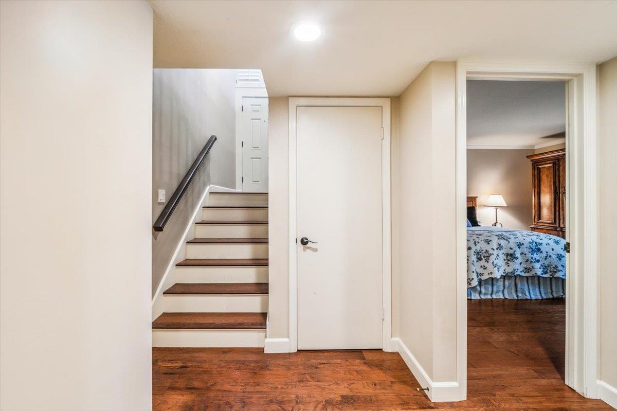 Detail Gallery Image 18 of 28 For 11 Skyline Crst, Monterey,  CA 93940 - 3 Beds | 2 Baths
