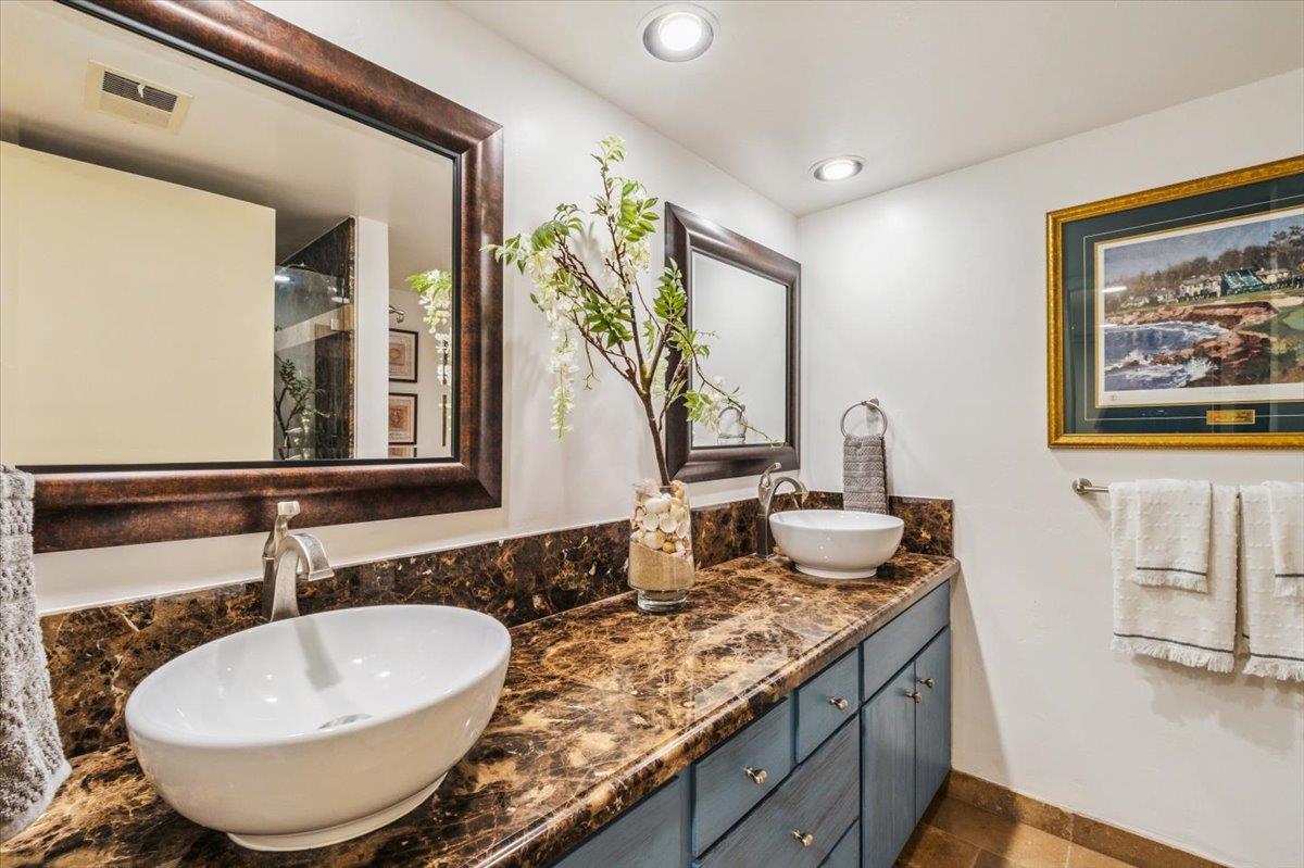 Detail Gallery Image 22 of 28 For 11 Skyline Crst, Monterey,  CA 93940 - 3 Beds | 2 Baths