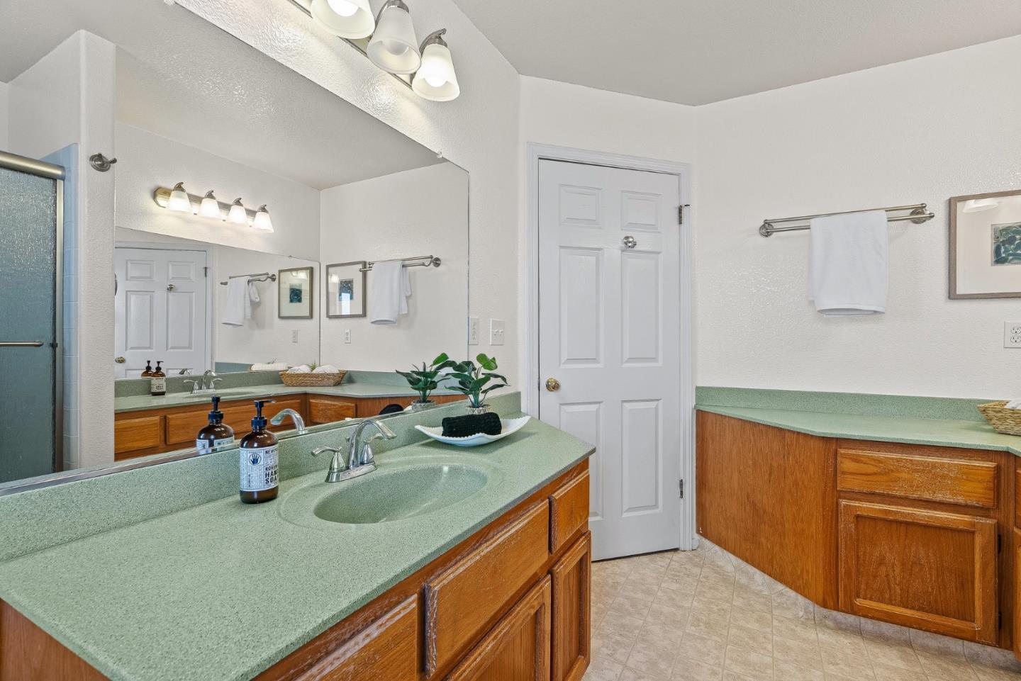 Detail Gallery Image 25 of 41 For 3715 Tranquility Ct, Santa Cruz,  CA 95062 - 3 Beds | 2/1 Baths