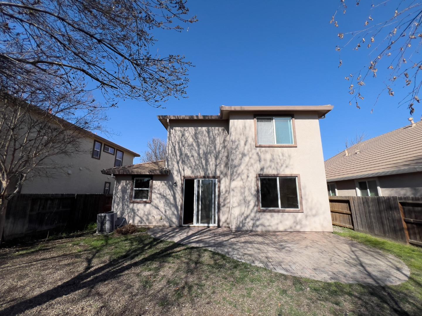 Detail Gallery Image 11 of 26 For 448 Tolman Way, Merced,  CA 95348 - 4 Beds | 2/1 Baths