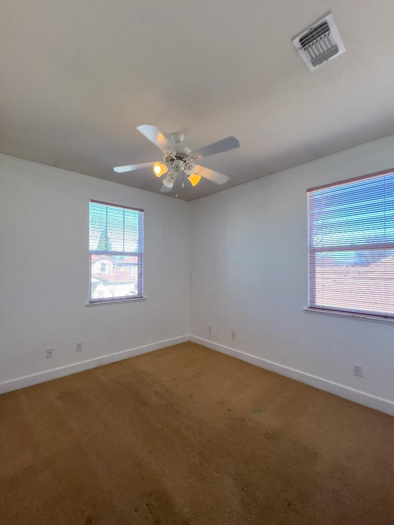 Detail Gallery Image 23 of 26 For 448 Tolman Way, Merced,  CA 95348 - 4 Beds | 2/1 Baths