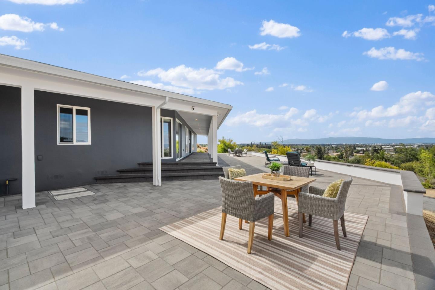 Detail Gallery Image 7 of 77 For 640 Evans Rd, Milpitas,  CA 95035 - 4 Beds | 3 Baths