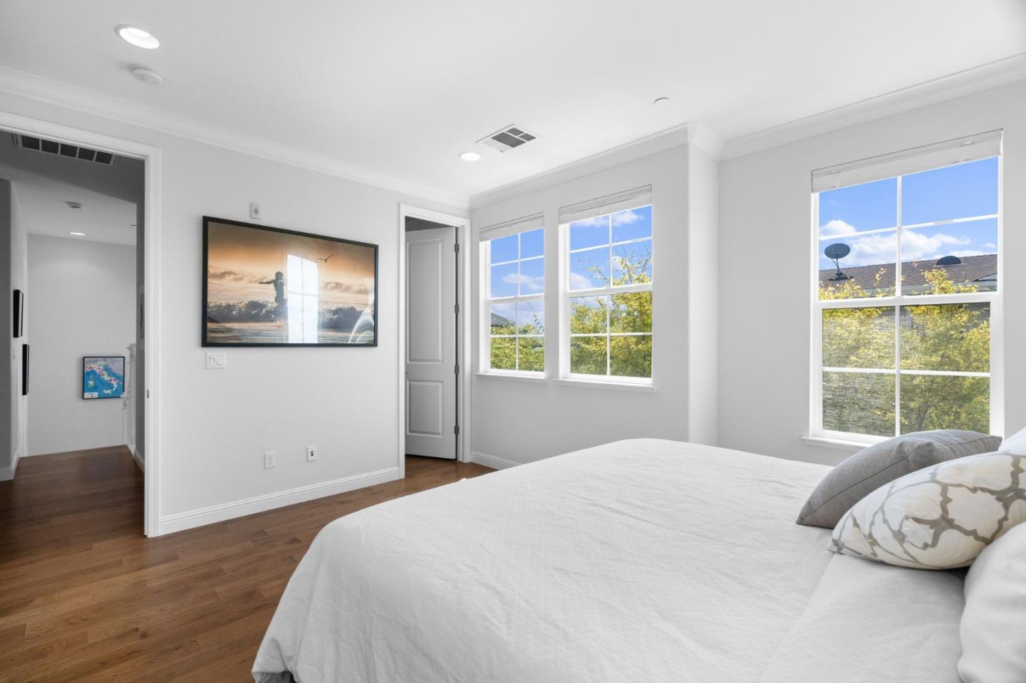 Detail Gallery Image 18 of 36 For 641 Turnbuckle Dr #1701,  Redwood City,  CA 94063 - 2 Beds | 2/1 Baths