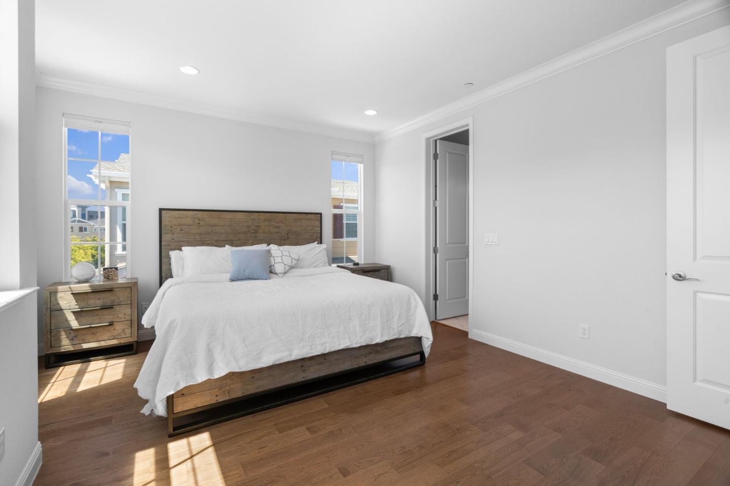 Detail Gallery Image 19 of 36 For 641 Turnbuckle Dr #1701,  Redwood City,  CA 94063 - 2 Beds | 2/1 Baths