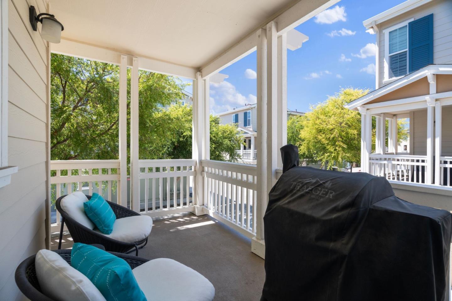 Detail Gallery Image 28 of 36 For 641 Turnbuckle Dr #1701,  Redwood City,  CA 94063 - 2 Beds | 2/1 Baths