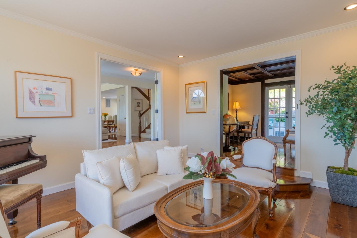 Detail Gallery Image 18 of 41 For 6 Huckleberry Ct, Monterey,  CA 93940 - 3 Beds | 2/1 Baths