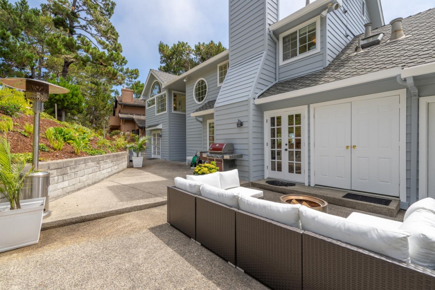 Detail Gallery Image 35 of 41 For 6 Huckleberry Ct, Monterey,  CA 93940 - 3 Beds | 2/1 Baths