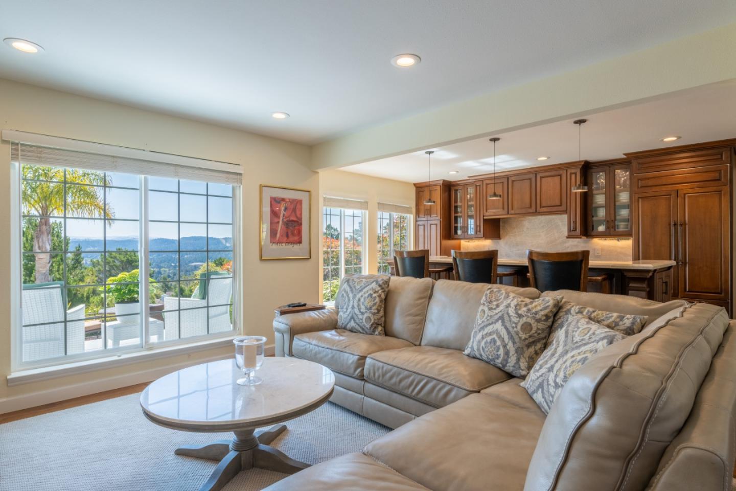 Detail Gallery Image 7 of 41 For 6 Huckleberry Ct, Monterey,  CA 93940 - 3 Beds | 2/1 Baths