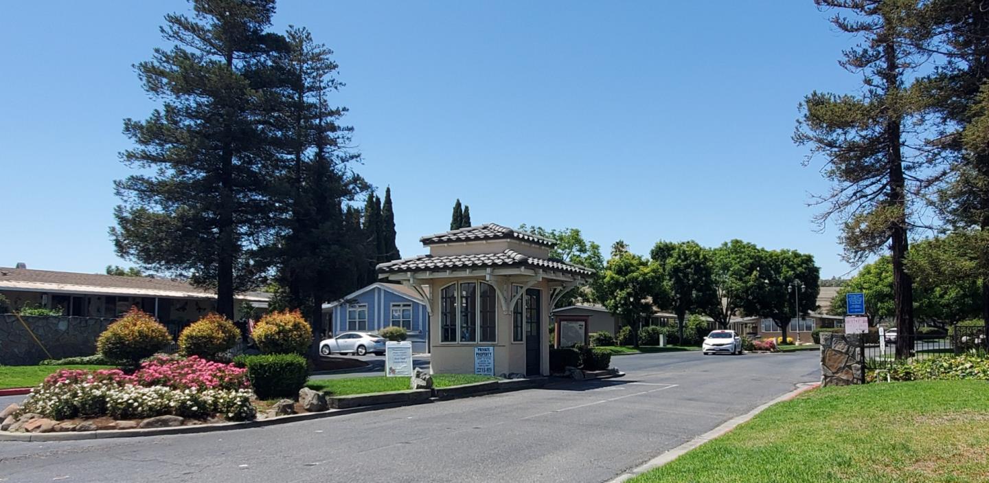 Detail Gallery Image 19 of 23 For 385 Chateau La Salle Dr #385,  San Jose,  CA 95111 - 3 Beds | 2 Baths