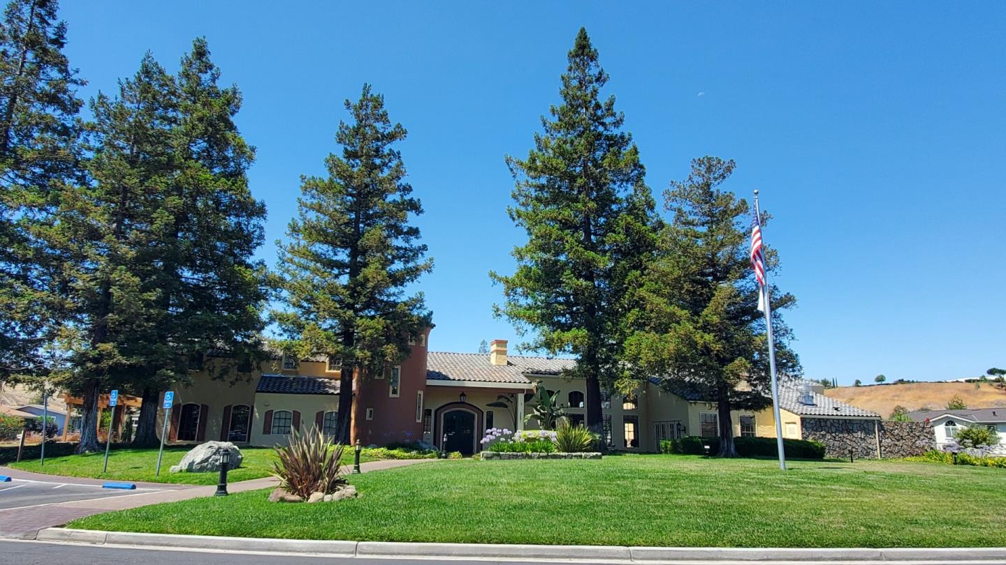 Detail Gallery Image 20 of 23 For 385 Chateau La Salle Dr #385,  San Jose,  CA 95111 - 3 Beds | 2 Baths