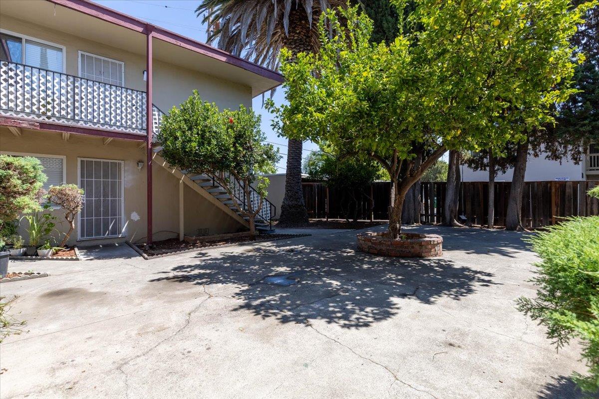 Detail Gallery Image 4 of 25 For 2041 Beatrice Ct, San Jose,  CA 95128 - – Beds | – Baths