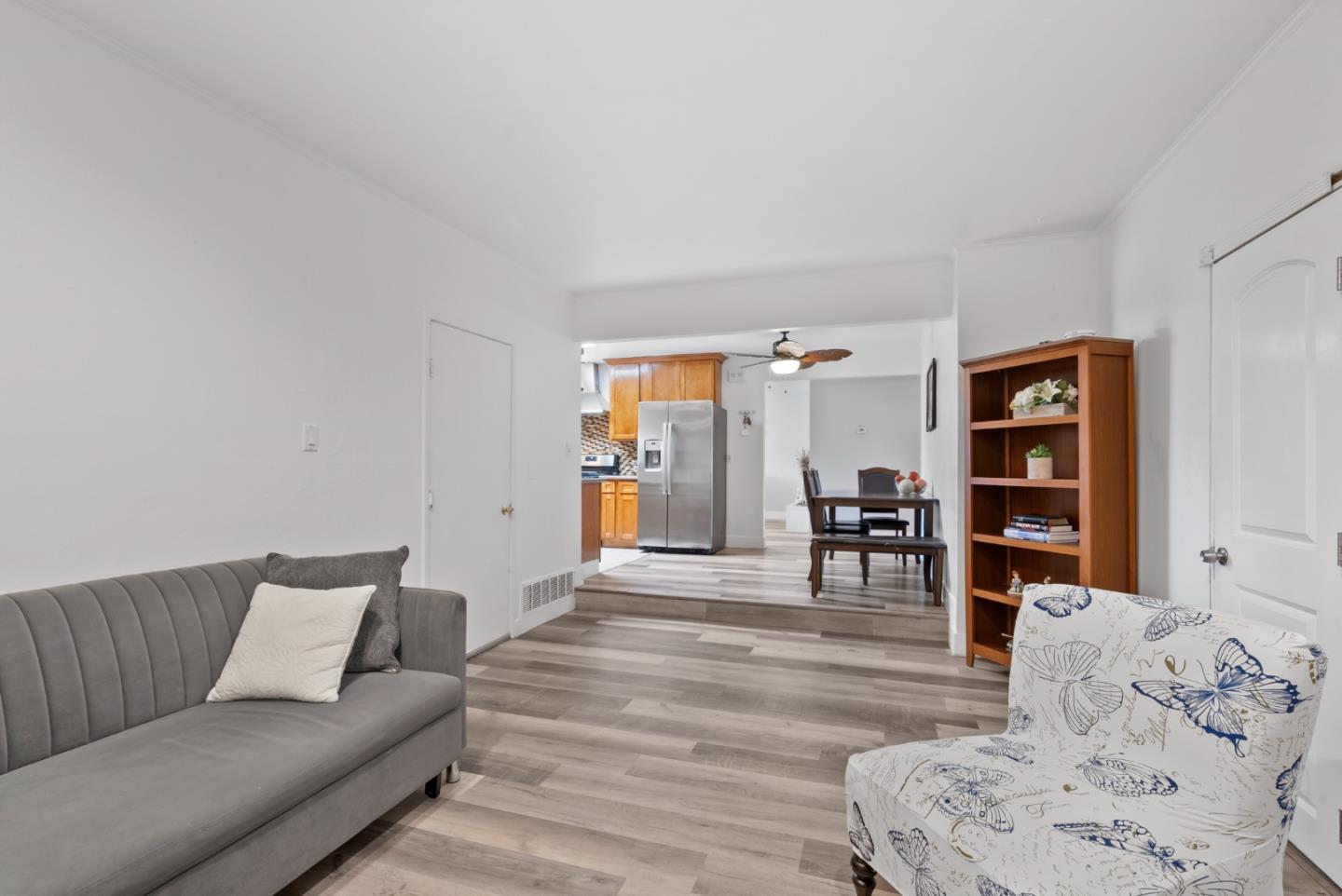 Detail Gallery Image 18 of 43 For 2493 Alfred Way, San Jose,  CA 95122 - 3 Beds | 2 Baths