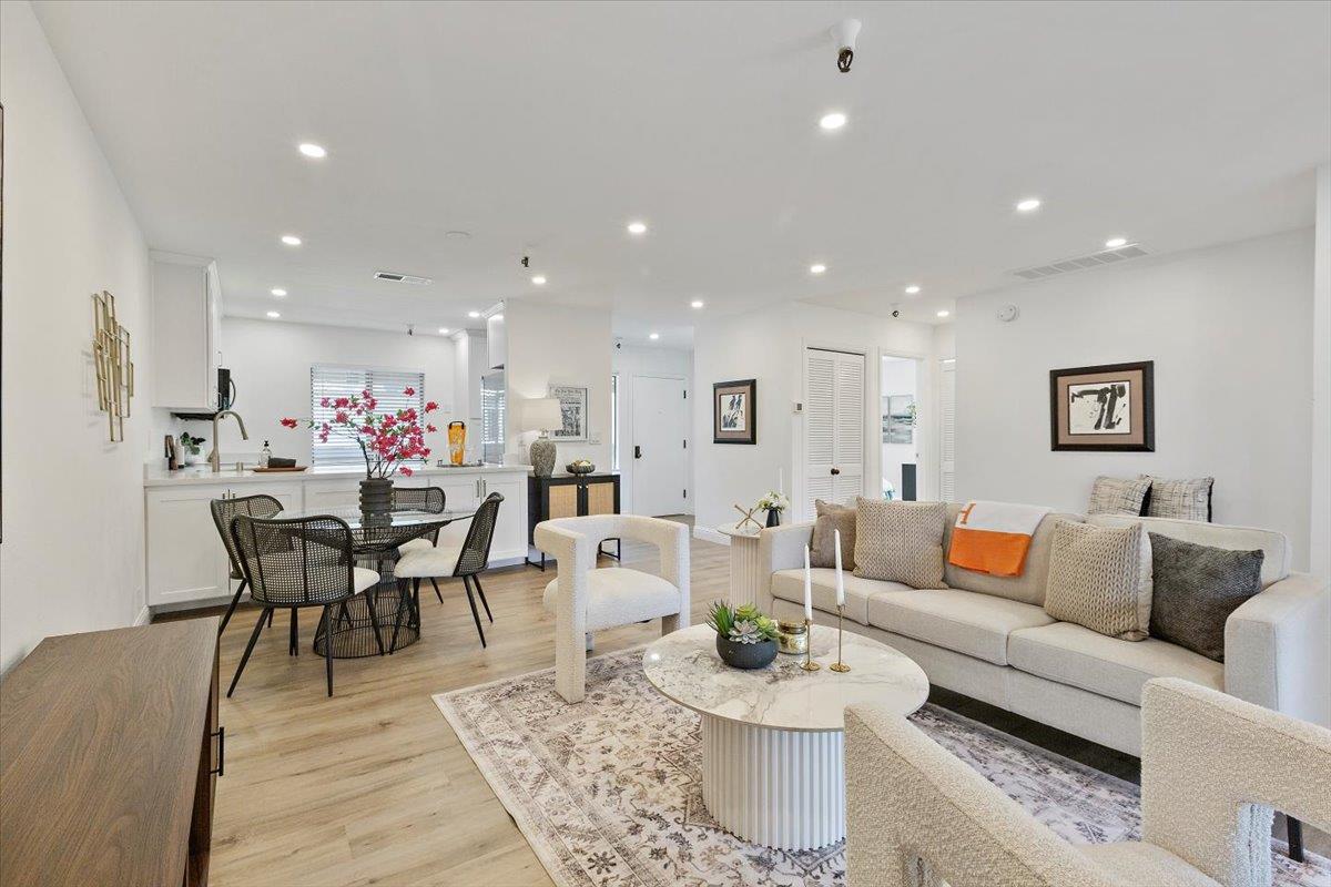 Detail Gallery Image 1 of 36 For 451 Alberto Way #D244,  Los Gatos,  CA 95032 - 2 Beds | 2 Baths
