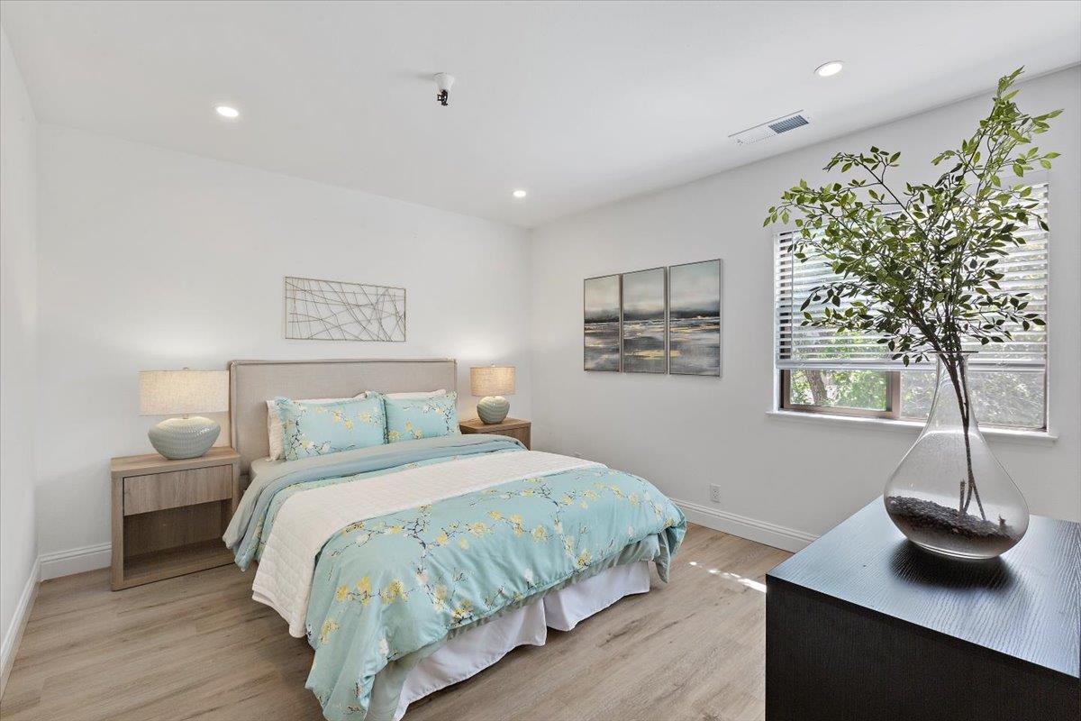 Detail Gallery Image 14 of 36 For 451 Alberto Way #D244,  Los Gatos,  CA 95032 - 2 Beds | 2 Baths