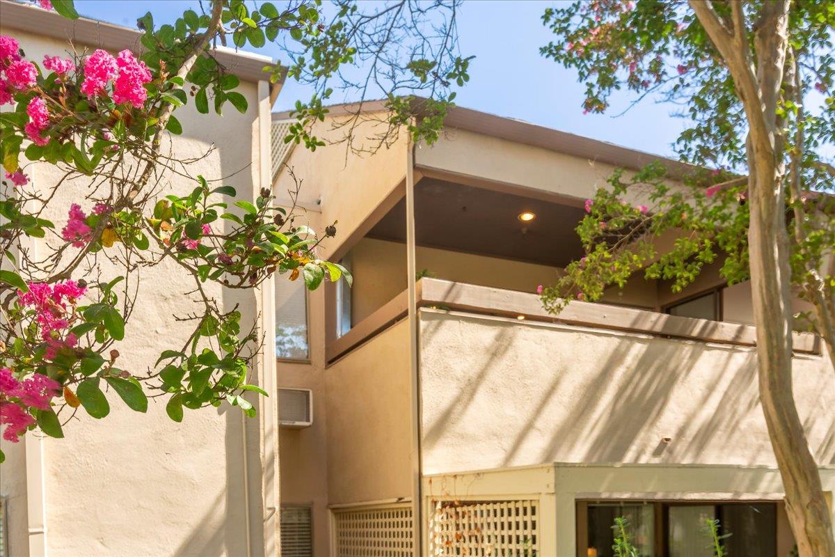 Detail Gallery Image 23 of 36 For 451 Alberto Way #D244,  Los Gatos,  CA 95032 - 2 Beds | 2 Baths