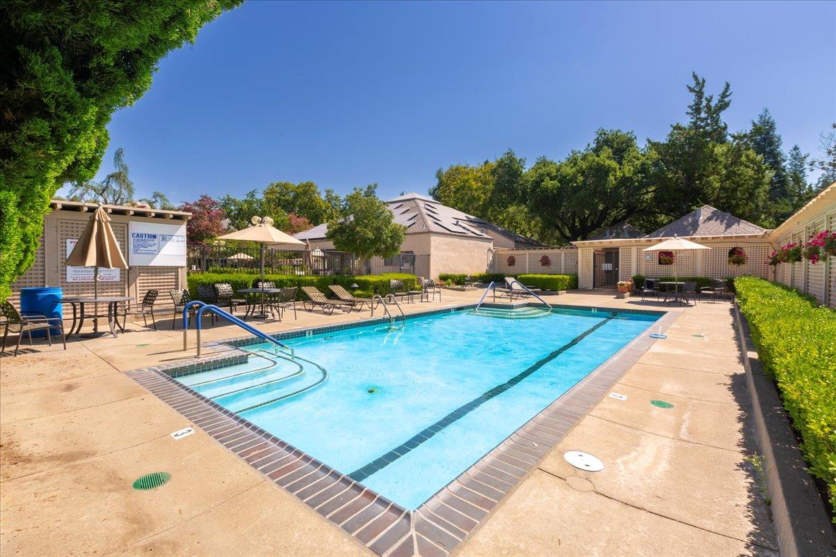Detail Gallery Image 34 of 36 For 451 Alberto Way #D244,  Los Gatos,  CA 95032 - 2 Beds | 2 Baths