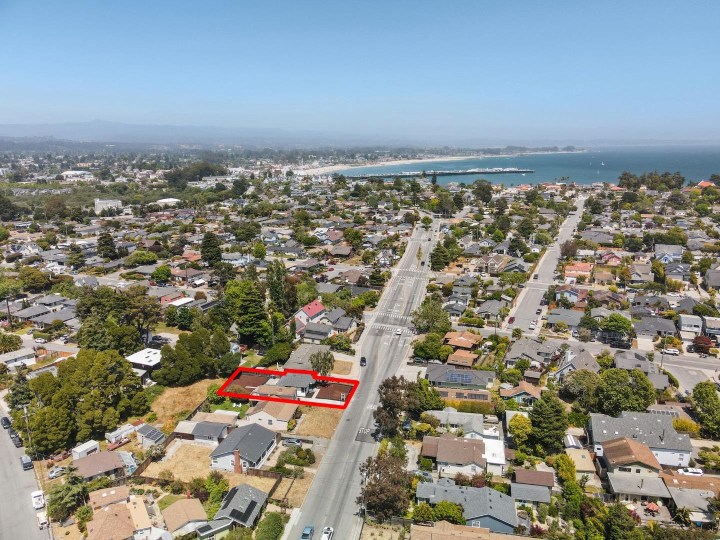 Detail Gallery Image 1 of 1 For 920 Delaware, Santa Cruz,  CA 95060 - 2 Beds | 1 Baths