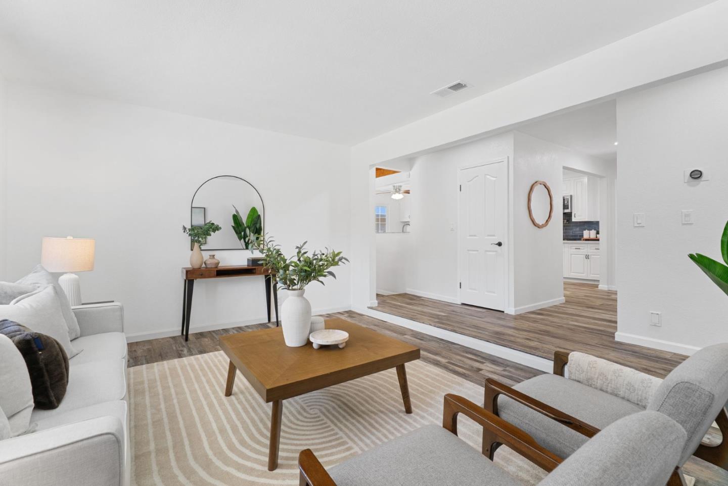Detail Gallery Image 16 of 58 For 1584 Sonoma Dr, Milpitas,  CA 95035 - 4 Beds | 2 Baths