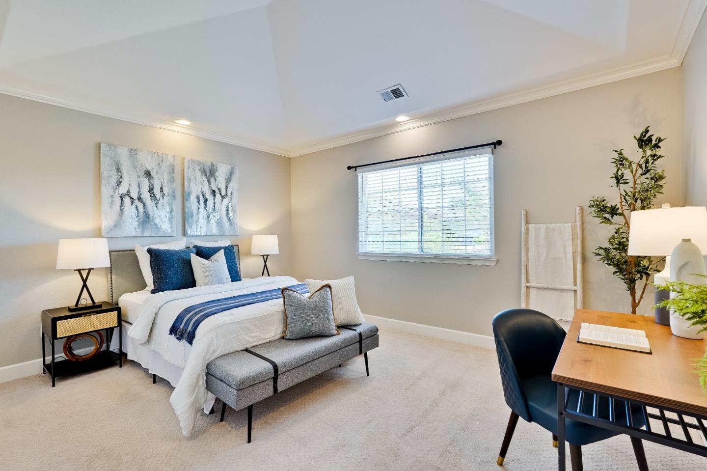 Detail Gallery Image 14 of 31 For 4285 Kirk Rd, San Jose,  CA 95124 - 4 Beds | 2 Baths