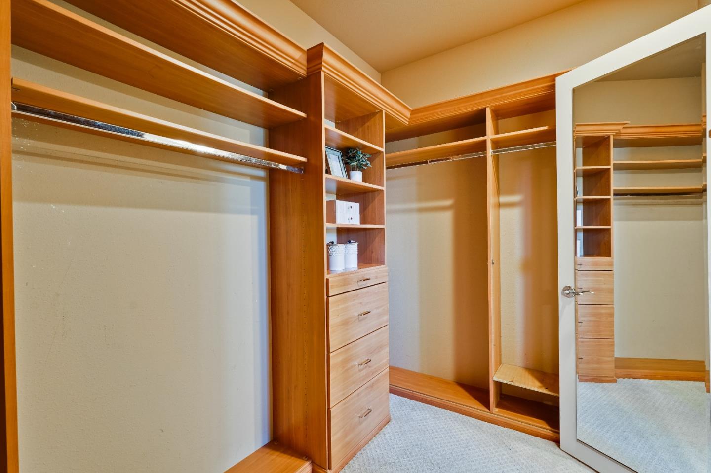 Detail Gallery Image 23 of 31 For 4285 Kirk Rd, San Jose,  CA 95124 - 4 Beds | 2 Baths