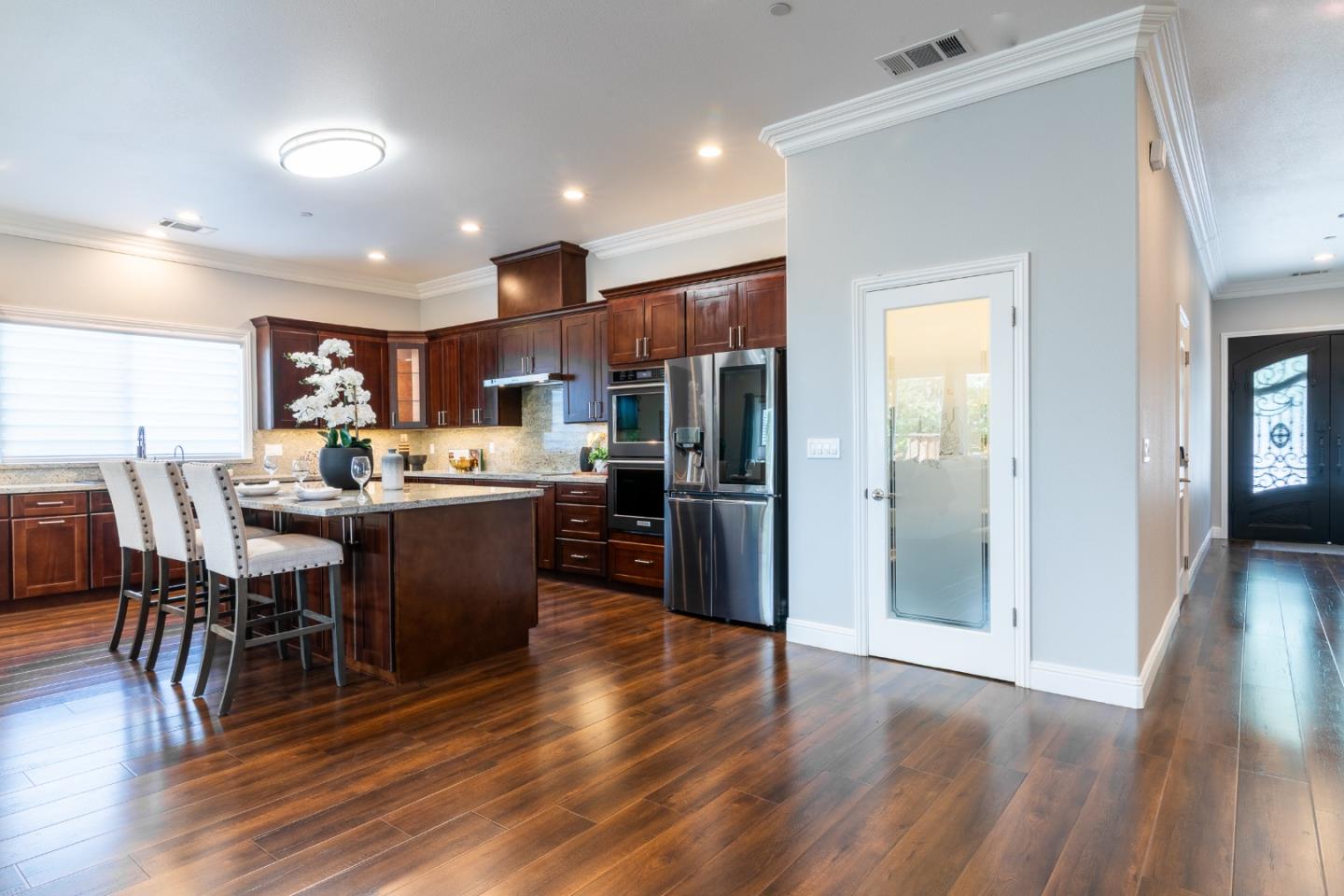 Detail Gallery Image 10 of 56 For 1258 S Stelling Rd, Cupertino,  CA 95014 - 4 Beds | 4/1 Baths