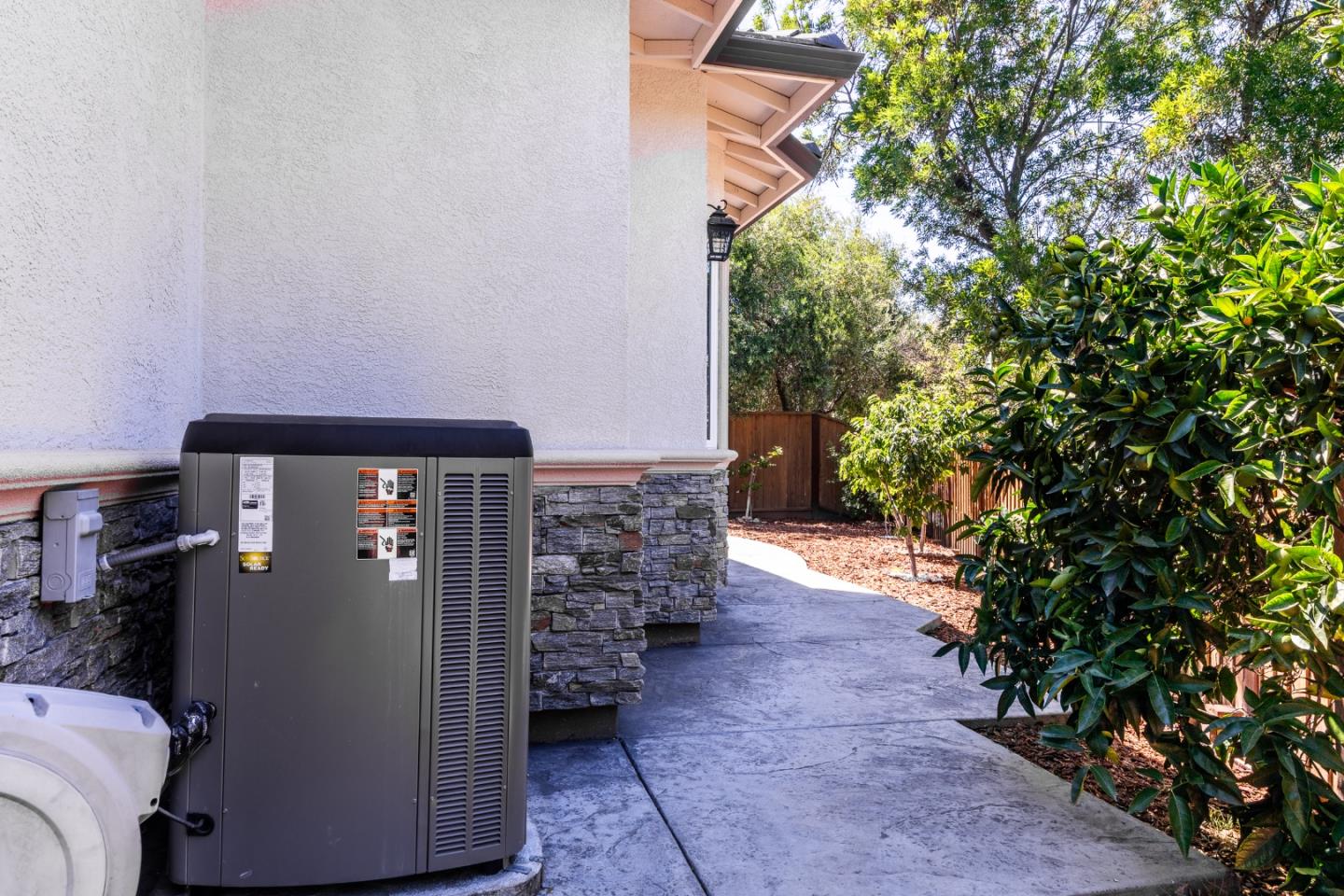 Detail Gallery Image 38 of 56 For 1258 S Stelling Rd, Cupertino,  CA 95014 - 4 Beds | 4/1 Baths