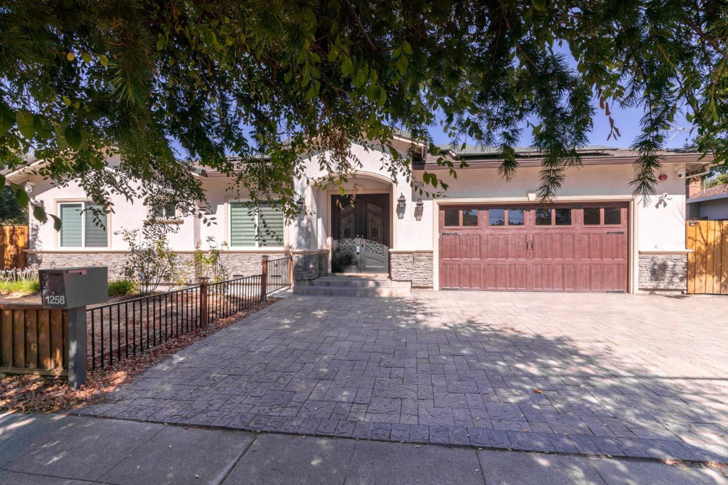 Detail Gallery Image 39 of 56 For 1258 S Stelling Rd, Cupertino,  CA 95014 - 4 Beds | 4/1 Baths
