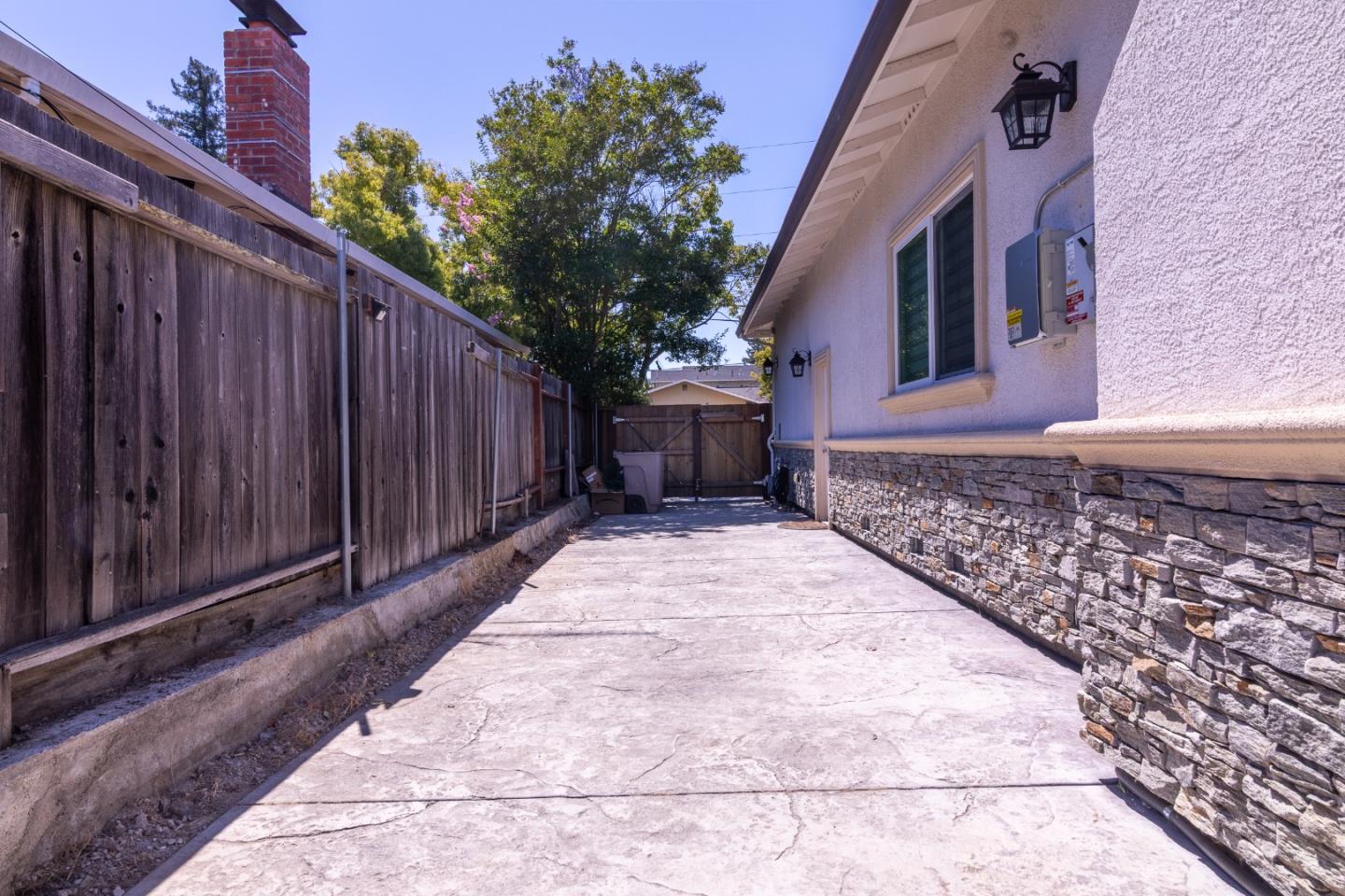 Detail Gallery Image 46 of 56 For 1258 S Stelling Rd, Cupertino,  CA 95014 - 4 Beds | 4/1 Baths
