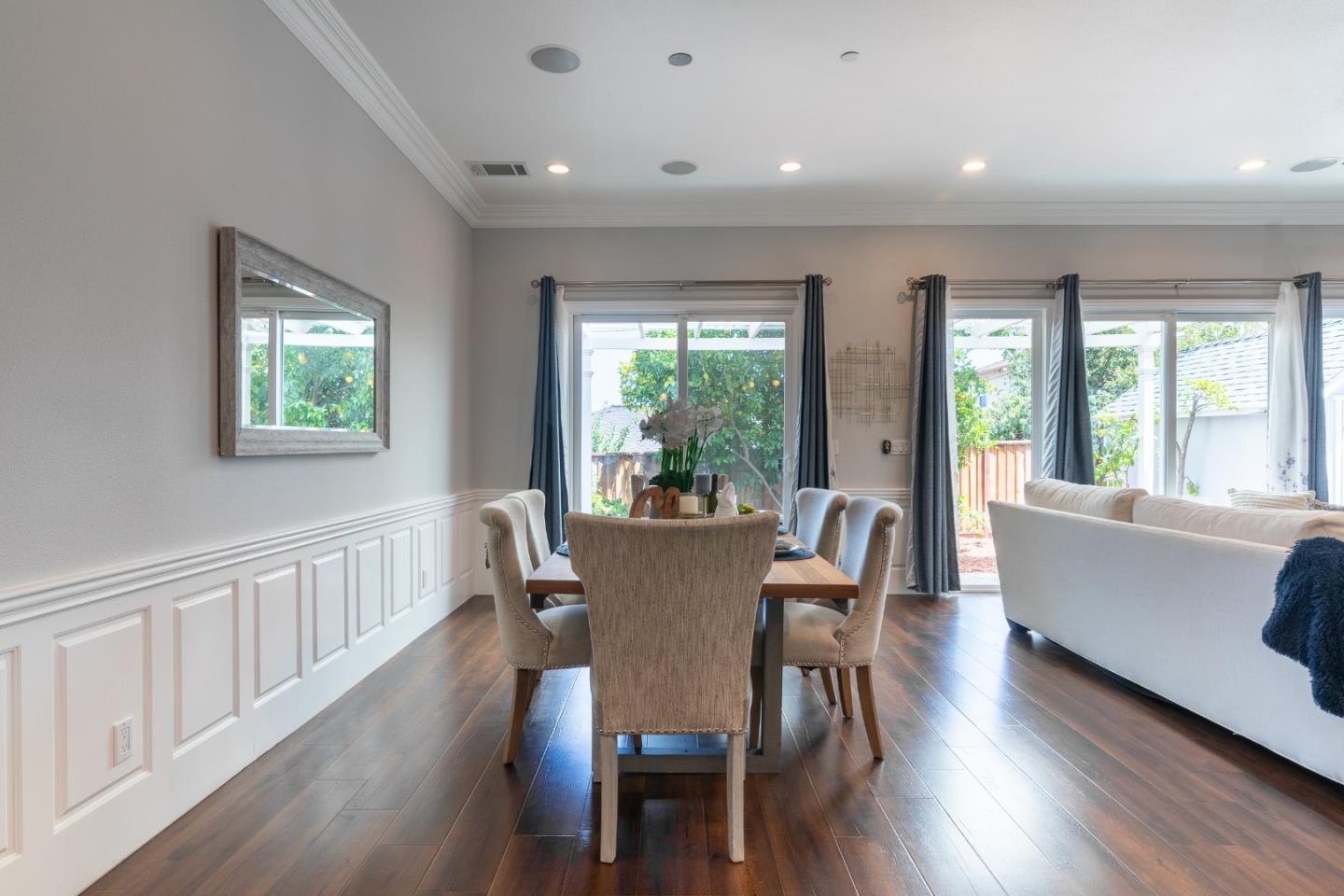 Detail Gallery Image 9 of 56 For 1258 S Stelling Rd, Cupertino,  CA 95014 - 4 Beds | 4/1 Baths