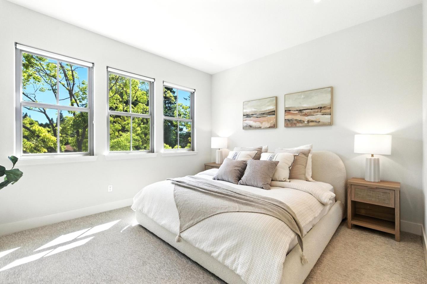 Detail Gallery Image 29 of 53 For 2014 W Middlefield Rd, Mountain View,  CA 94043 - 2 Beds | 2/1 Baths