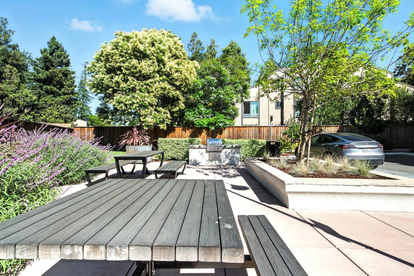 Detail Gallery Image 49 of 53 For 2014 W Middlefield Rd, Mountain View,  CA 94043 - 2 Beds | 2/1 Baths