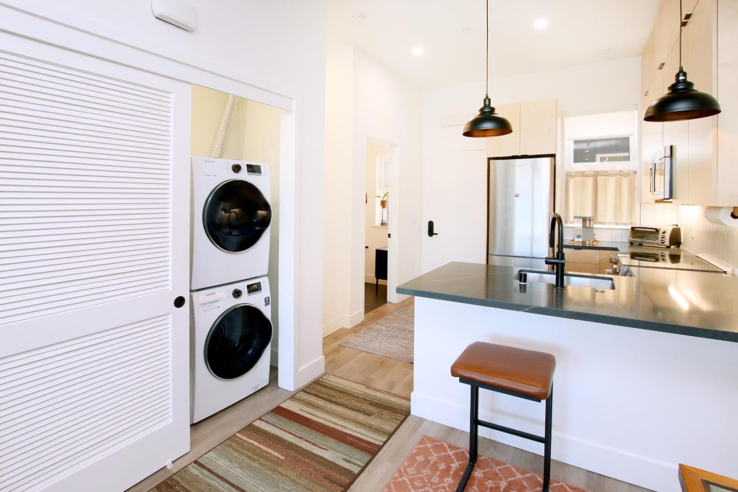 Detail Gallery Image 16 of 47 For 202 Panetta Ave #4,  Santa Cruz,  CA 95060 - 1 Beds | 2/1 Baths