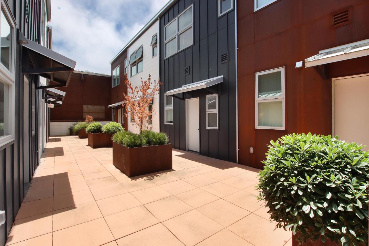 Detail Gallery Image 19 of 47 For 202 Panetta Ave #4,  Santa Cruz,  CA 95060 - 1 Beds | 2/1 Baths