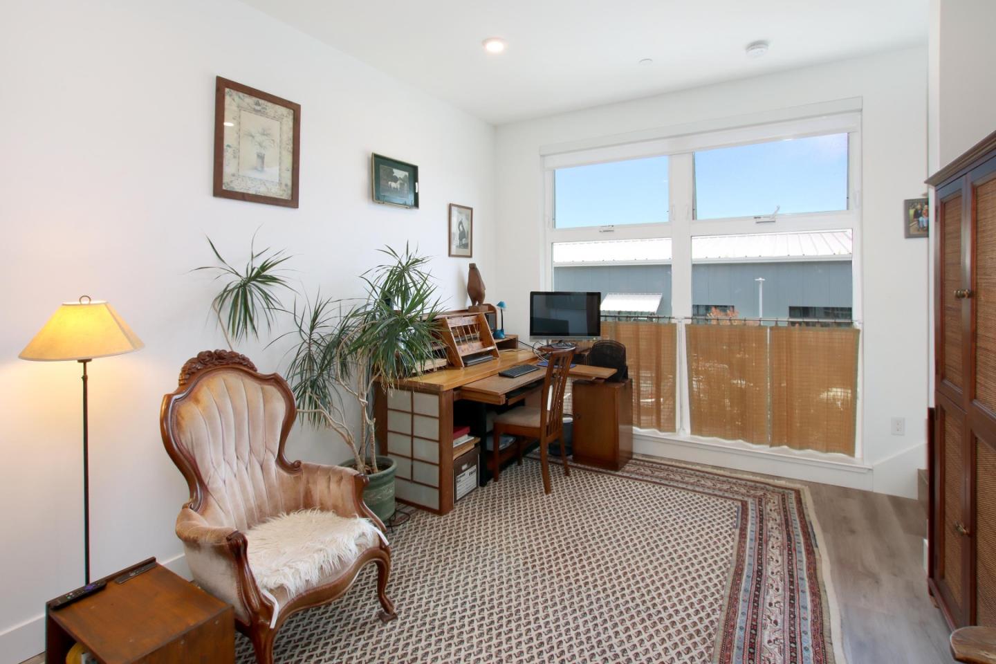 Detail Gallery Image 21 of 47 For 202 Panetta Ave #4,  Santa Cruz,  CA 95060 - 1 Beds | 2/1 Baths