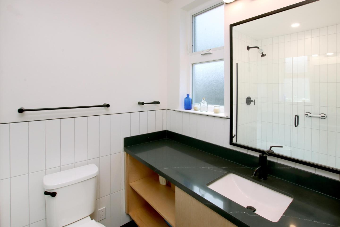 Detail Gallery Image 28 of 47 For 202 Panetta Ave #4,  Santa Cruz,  CA 95060 - 1 Beds | 2/1 Baths
