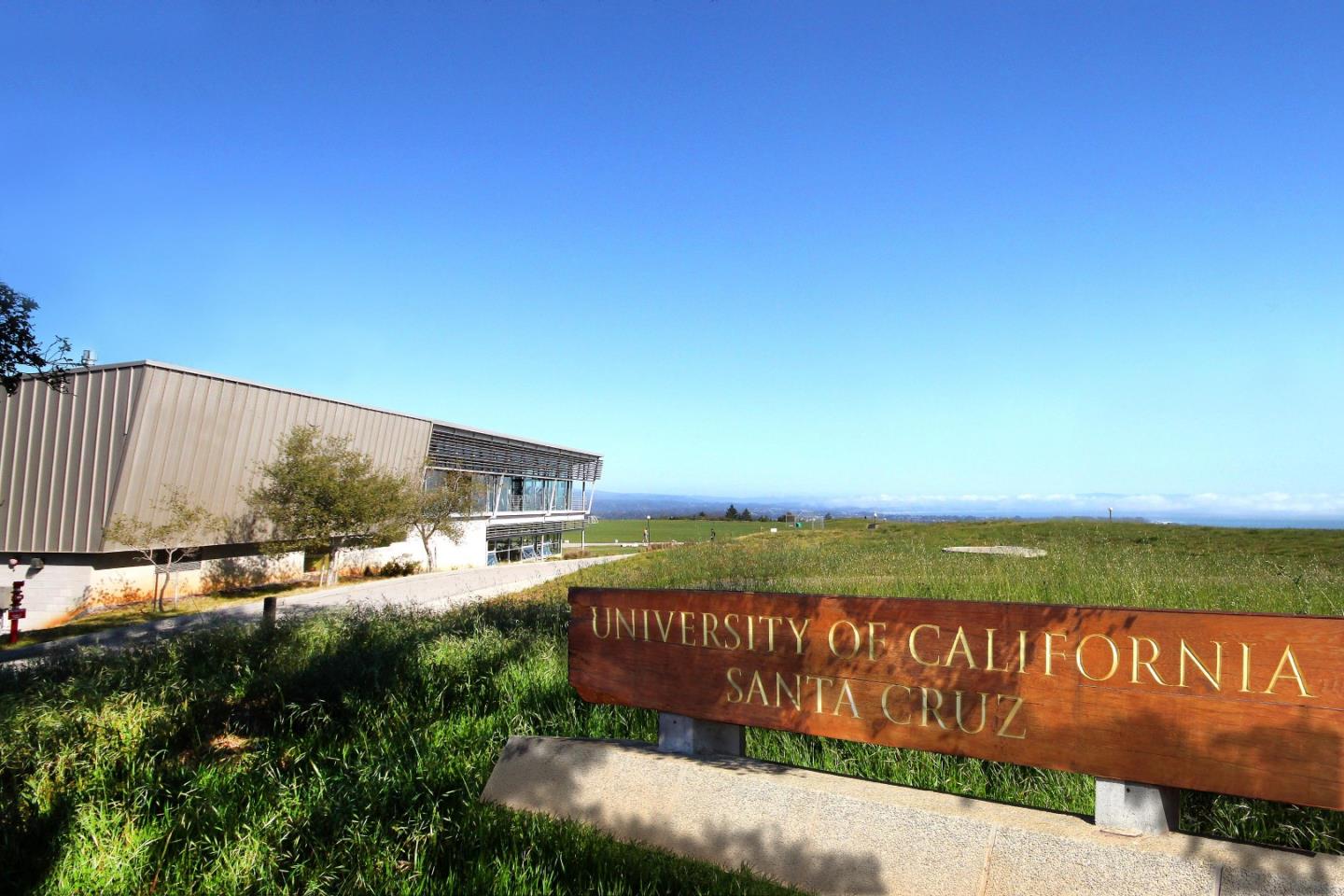 Detail Gallery Image 45 of 47 For 202 Panetta Ave #4,  Santa Cruz,  CA 95060 - 1 Beds | 2/1 Baths