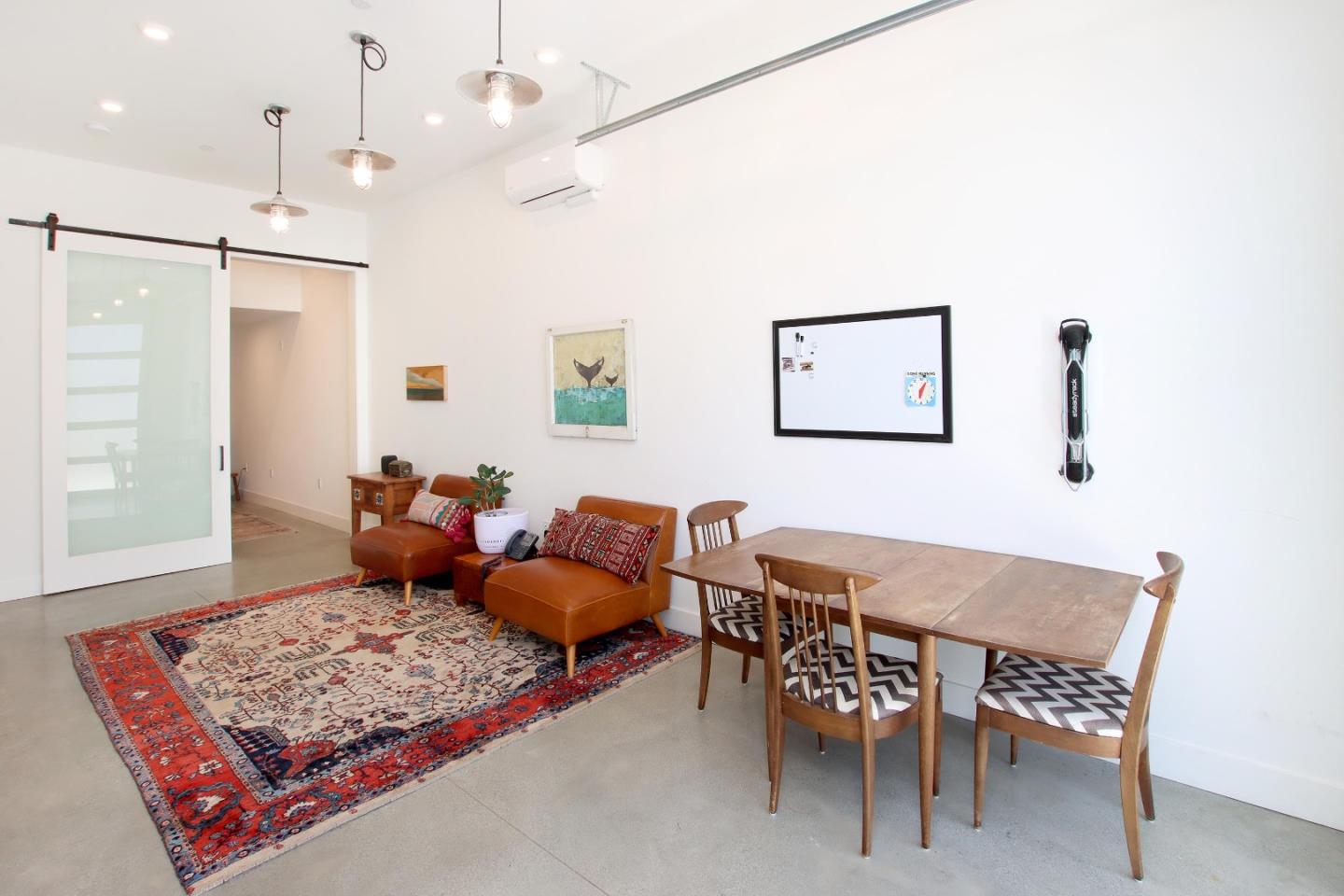 Detail Gallery Image 5 of 47 For 202 Panetta Ave #4,  Santa Cruz,  CA 95060 - 1 Beds | 2/1 Baths