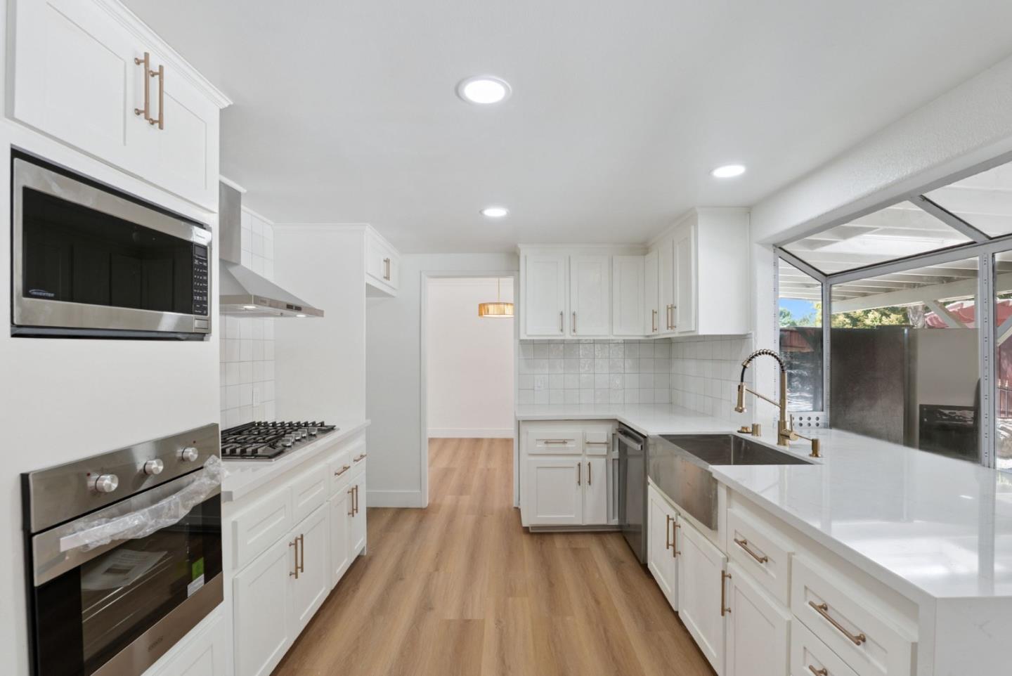 Detail Gallery Image 20 of 76 For 3532 Boeger Ln, San Jose,  CA 95148 - 5 Beds | 2/2 Baths