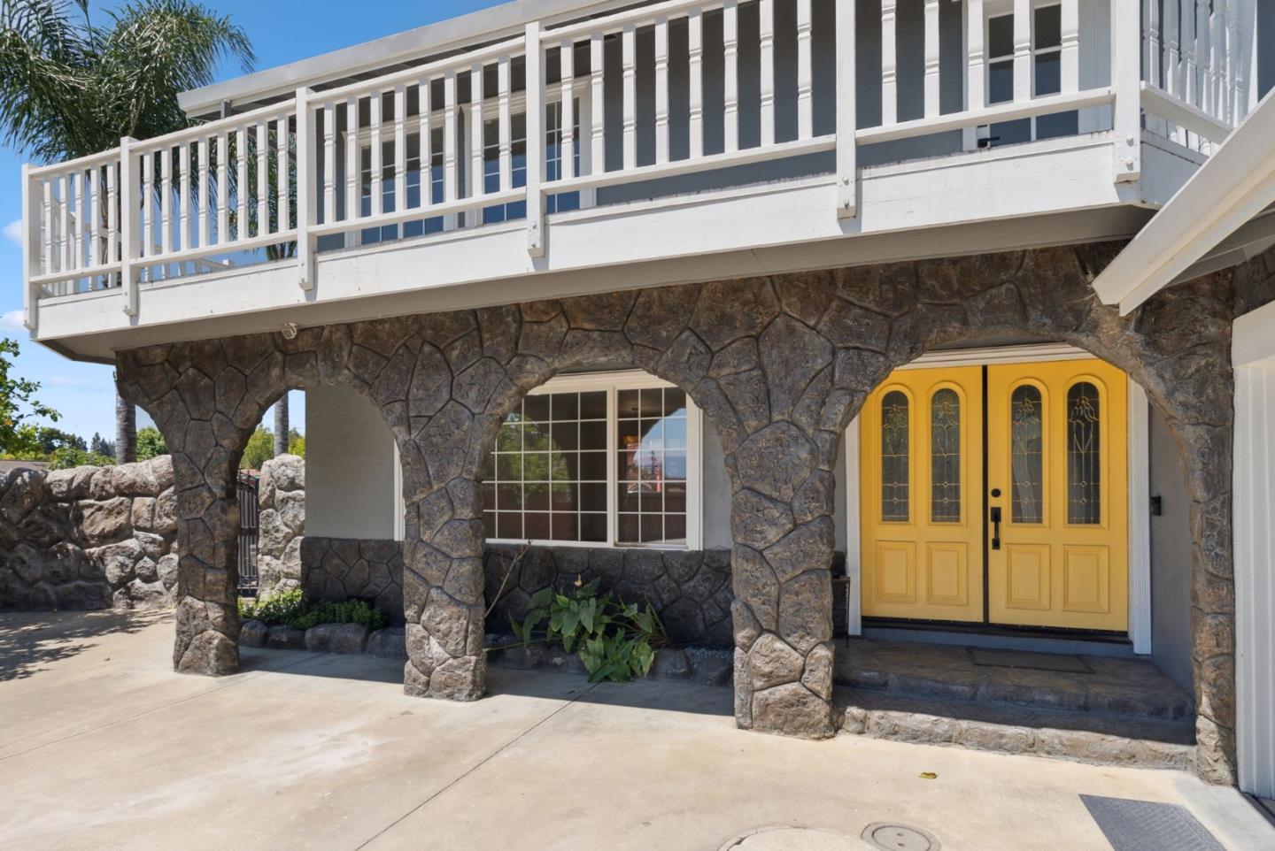 Detail Gallery Image 3 of 76 For 3532 Boeger Ln, San Jose,  CA 95148 - 5 Beds | 2/2 Baths