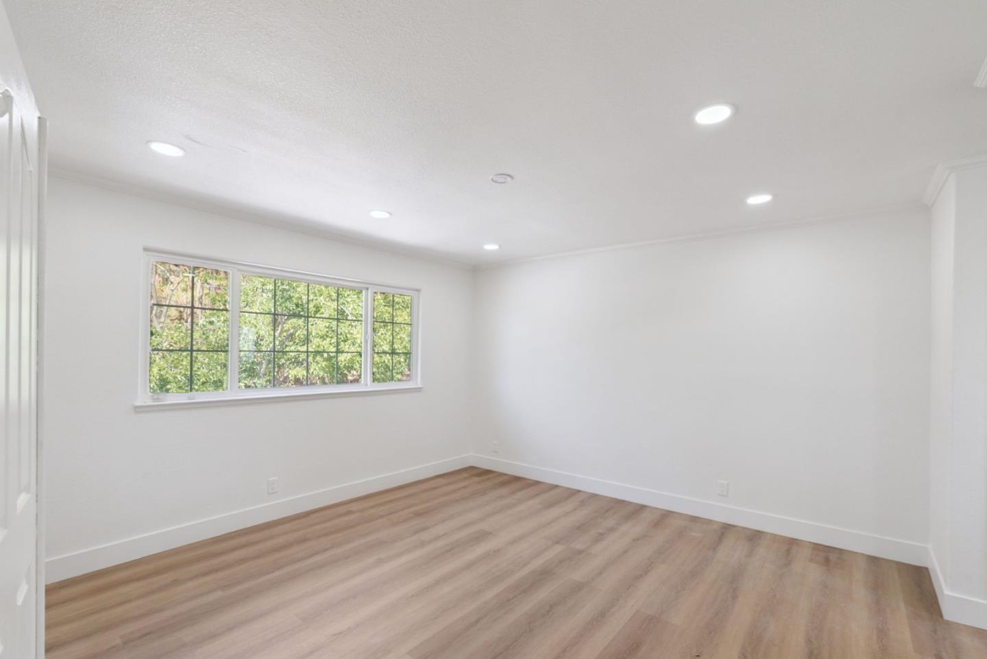 Detail Gallery Image 38 of 76 For 3532 Boeger Ln, San Jose,  CA 95148 - 5 Beds | 2/2 Baths