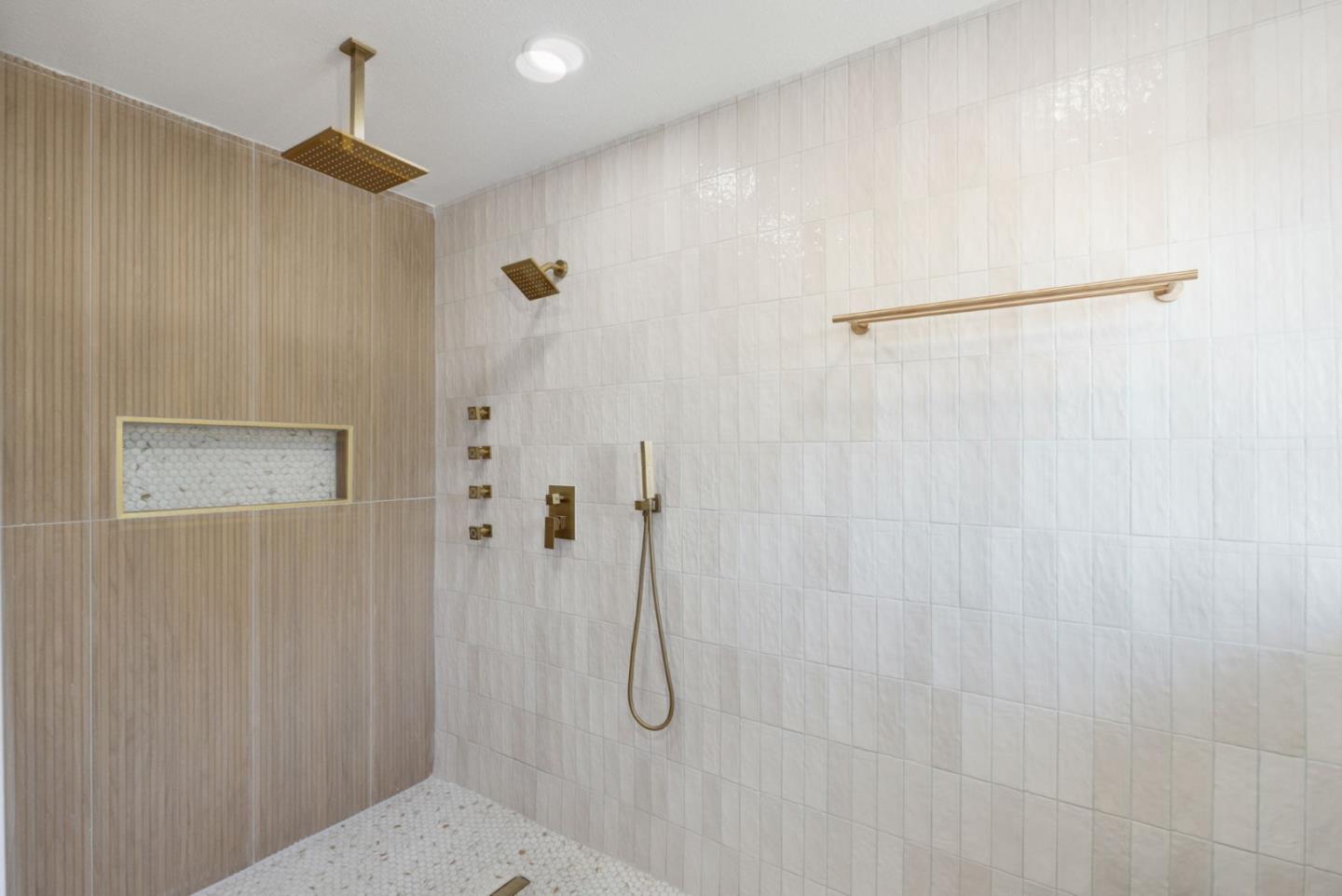 Detail Gallery Image 46 of 76 For 3532 Boeger Ln, San Jose,  CA 95148 - 5 Beds | 2/2 Baths
