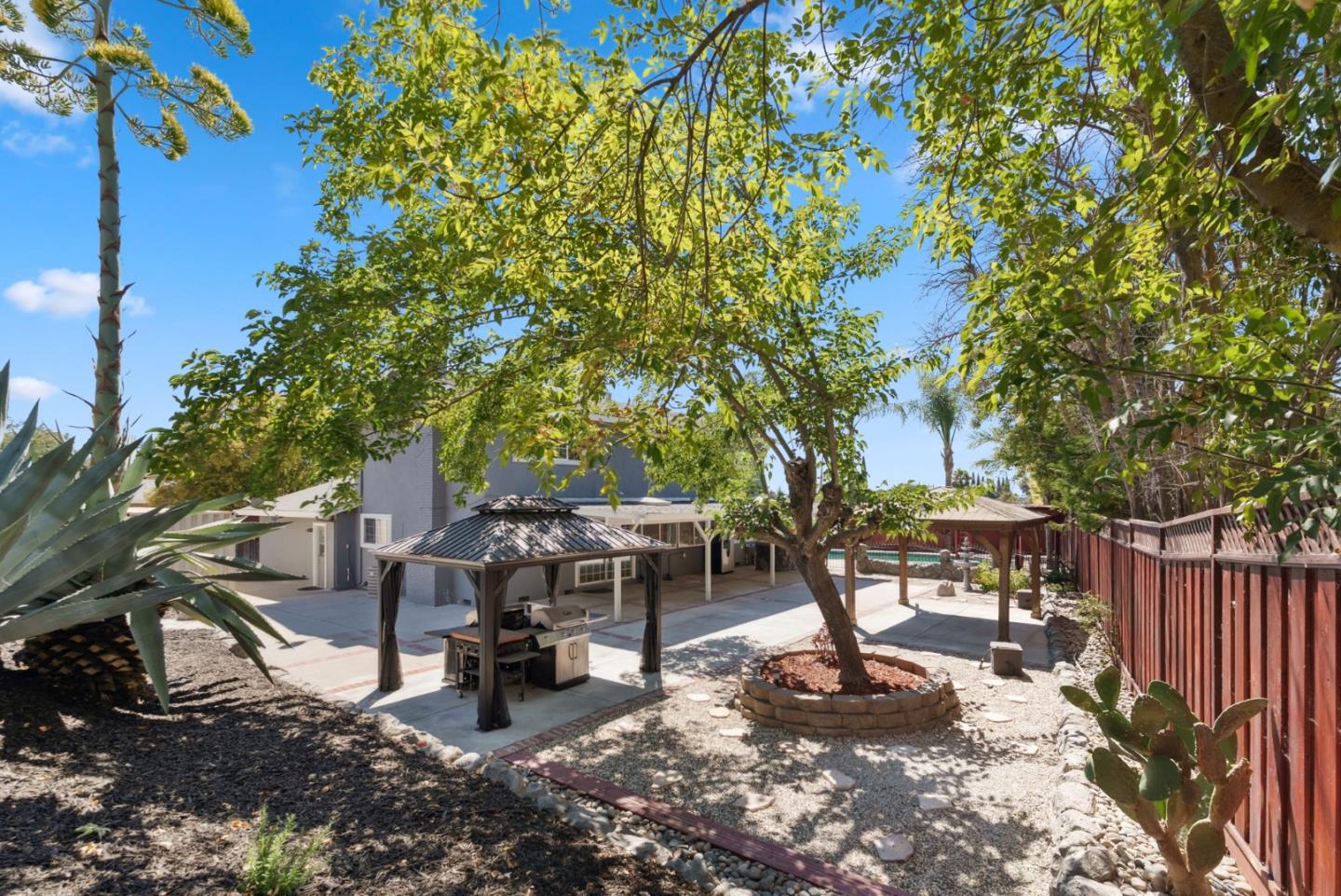 Detail Gallery Image 60 of 76 For 3532 Boeger Ln, San Jose,  CA 95148 - 5 Beds | 2/2 Baths