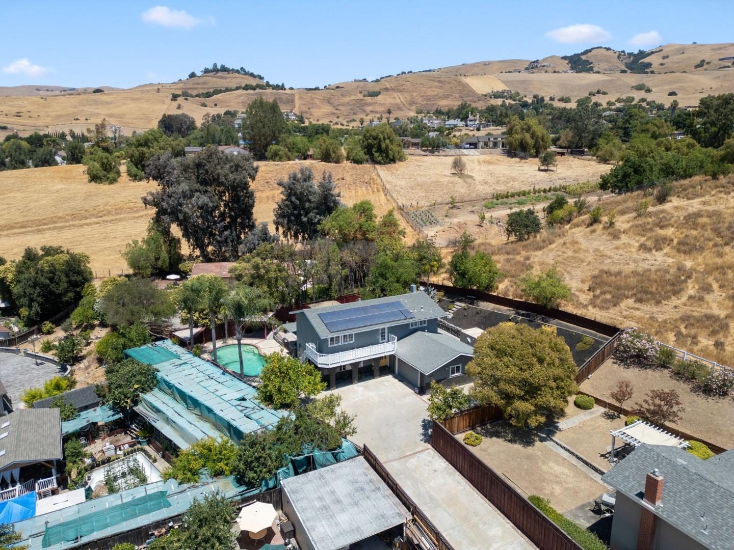 Detail Gallery Image 63 of 76 For 3532 Boeger Ln, San Jose,  CA 95148 - 5 Beds | 2/2 Baths
