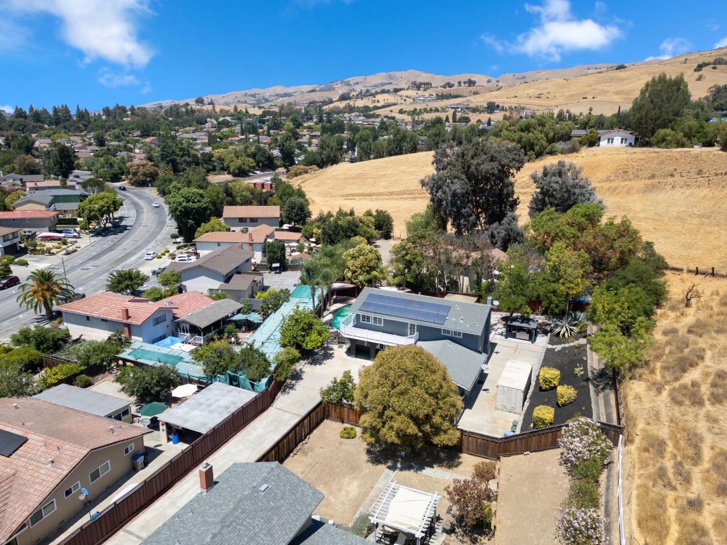 Detail Gallery Image 65 of 76 For 3532 Boeger Ln, San Jose,  CA 95148 - 5 Beds | 2/2 Baths