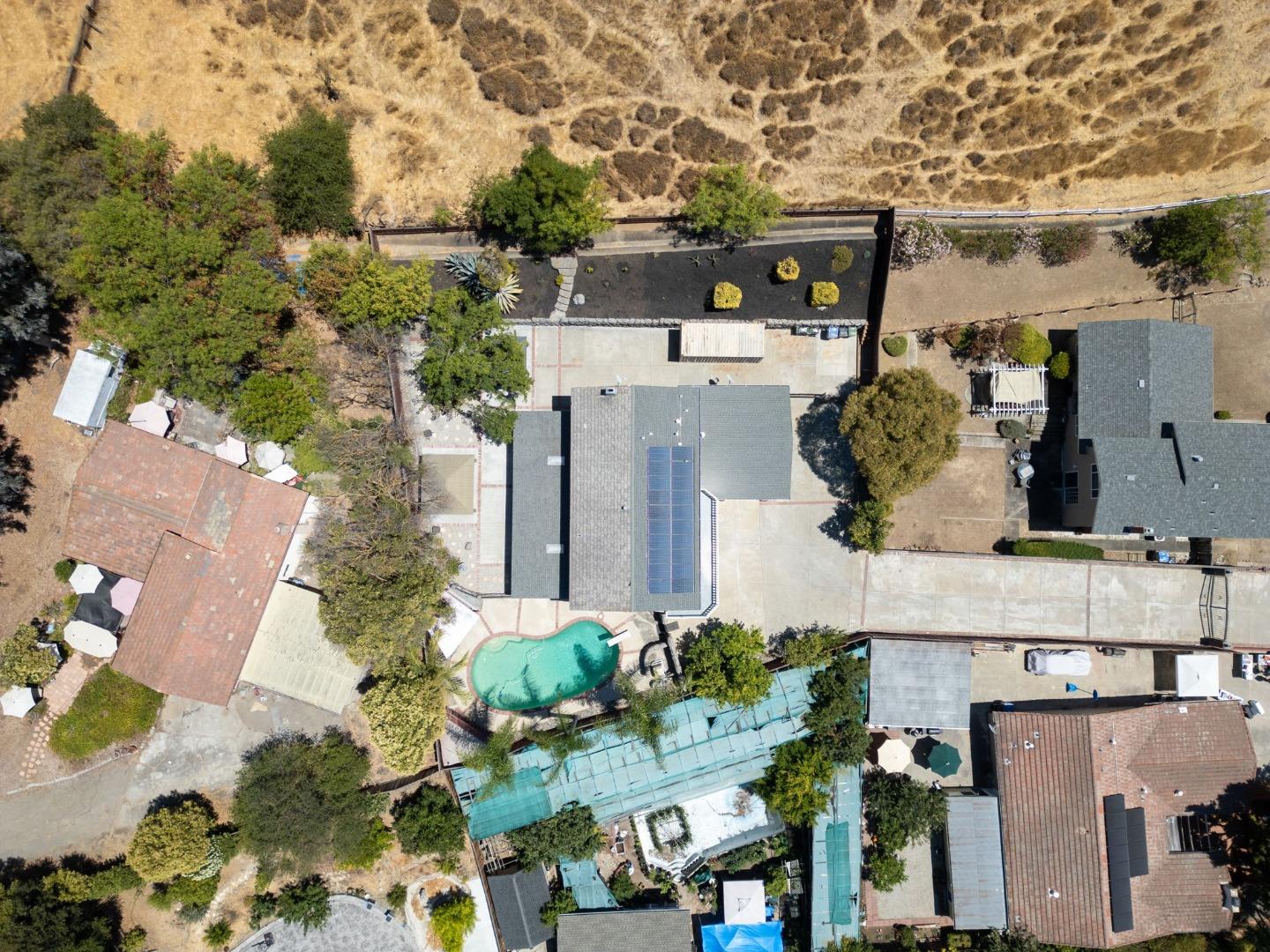 Detail Gallery Image 66 of 76 For 3532 Boeger Ln, San Jose,  CA 95148 - 5 Beds | 2/2 Baths