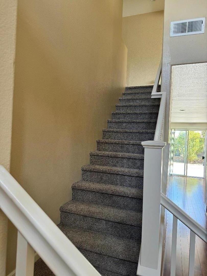 Detail Gallery Image 11 of 38 For 949 Terraza St, Soledad,  CA 93960 - 5 Beds | 3 Baths