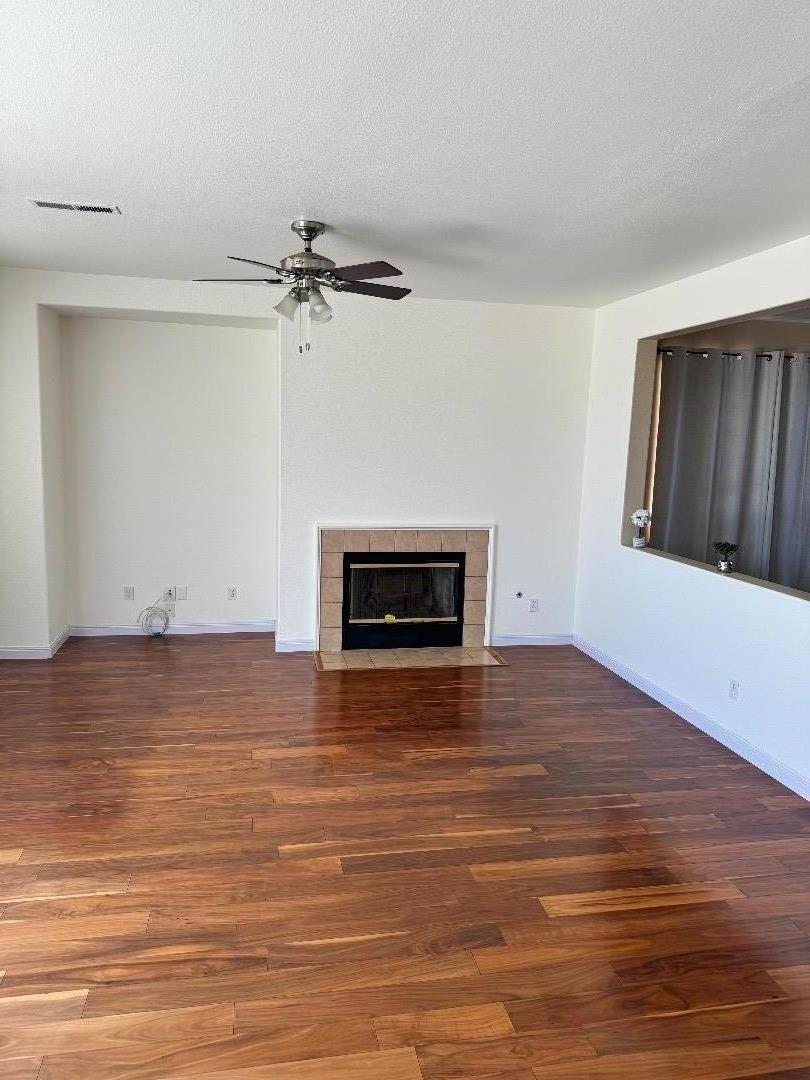 Detail Gallery Image 6 of 38 For 949 Terraza St, Soledad,  CA 93960 - 5 Beds | 3 Baths