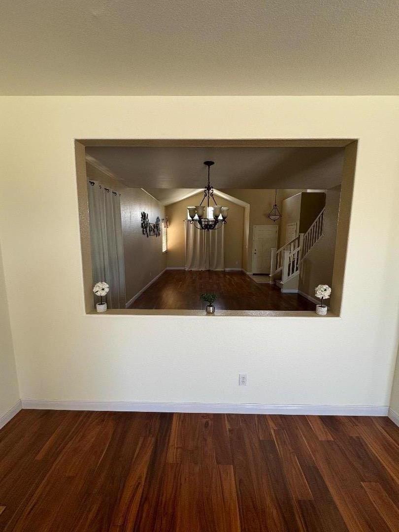 Detail Gallery Image 7 of 38 For 949 Terraza St, Soledad,  CA 93960 - 5 Beds | 3 Baths