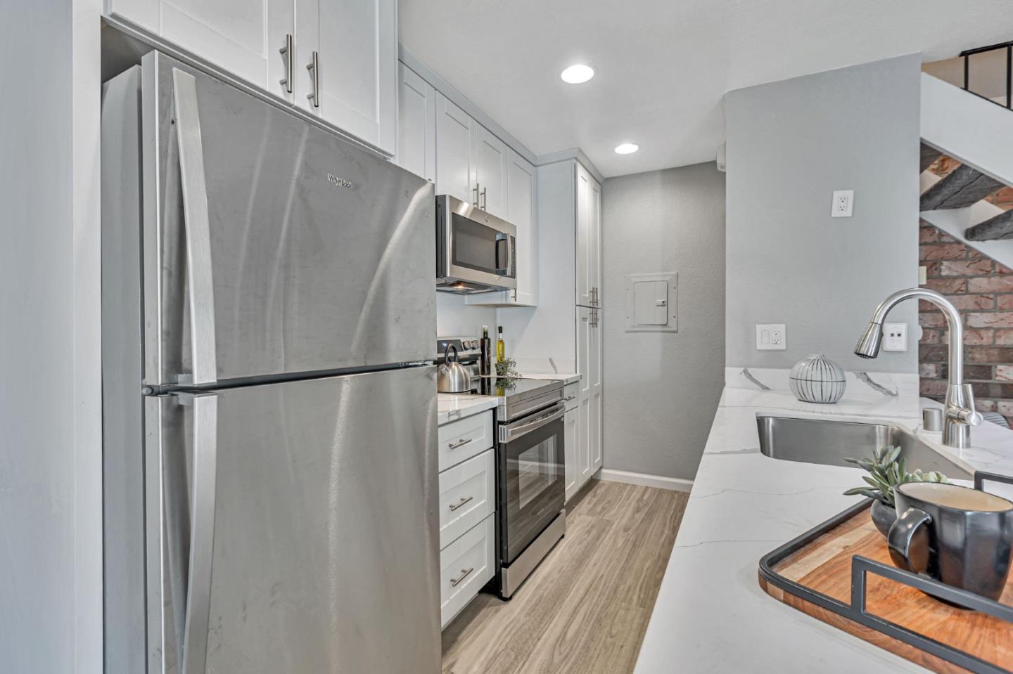Detail Gallery Image 10 of 36 For 779 Warring Dr #3,  San Jose,  CA 95123 - 2 Beds | 1 Baths